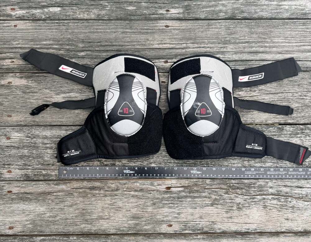 Used Bauer Nike Supreme 10 Elbow Pads Senior Medium Elbow Pads